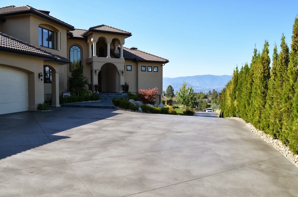 Improve The Sidewalk Appeal of Your Home by Taking Care Your Driveway