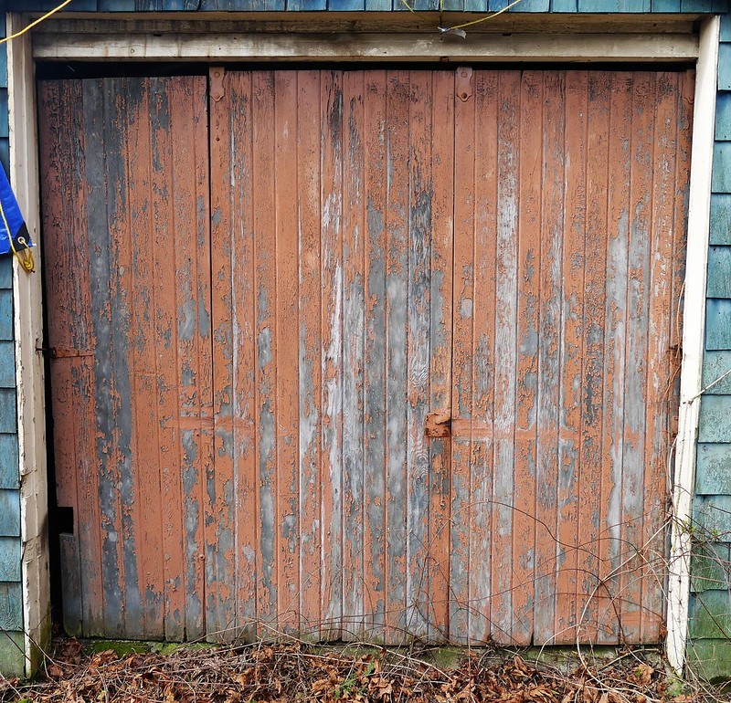 How To Refresh Your Old Garage Door