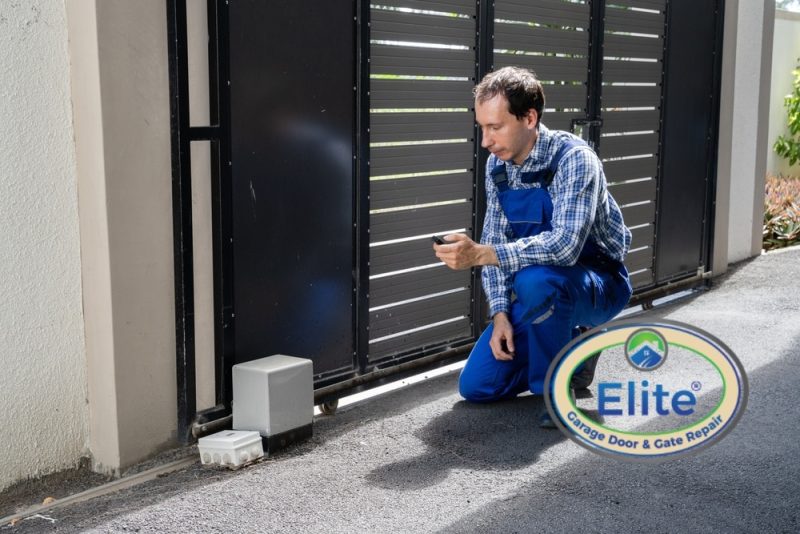 How to Fix a Squeaking Garage Door?