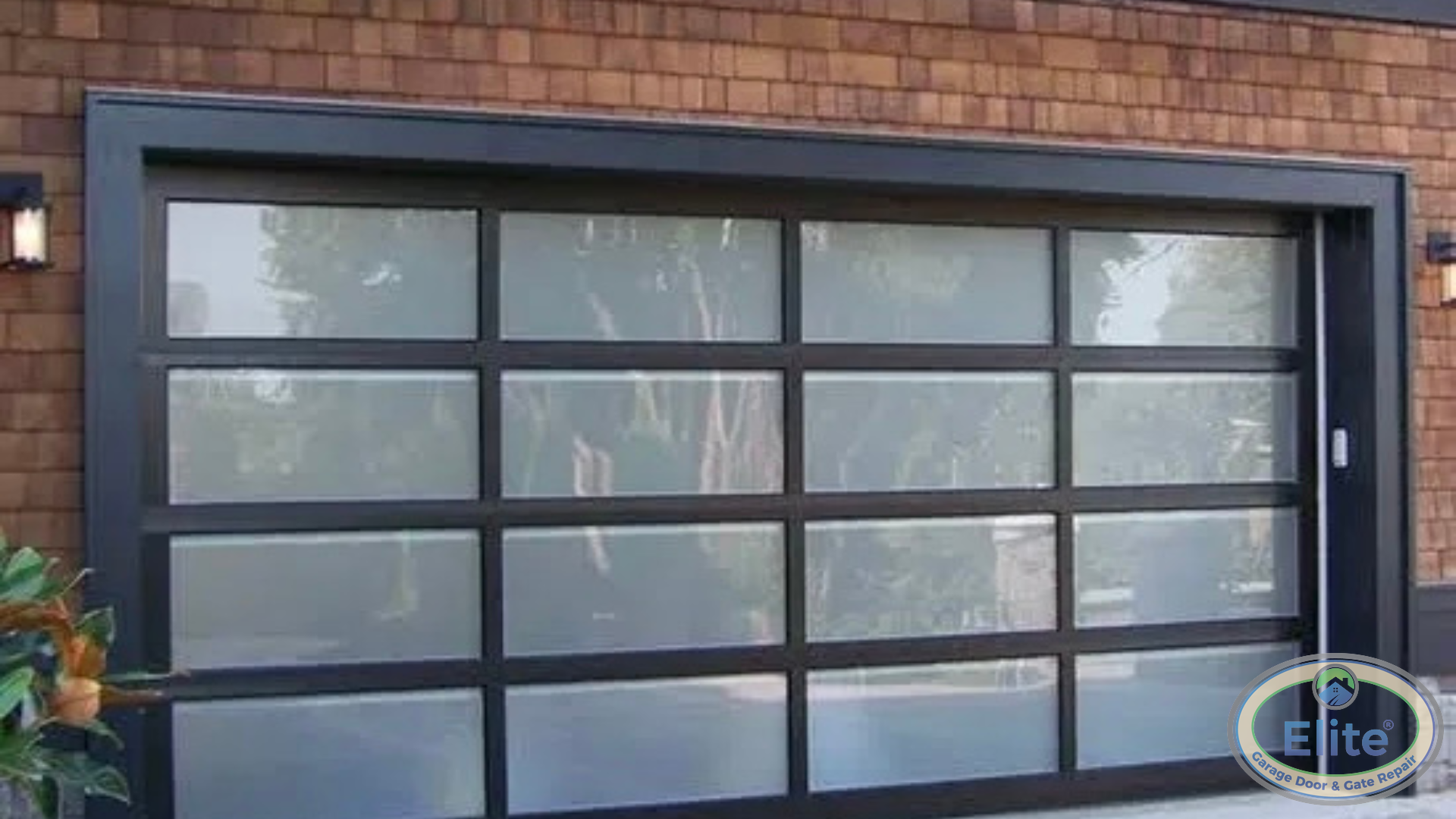 What Makes Glass Garage Doors Different? - Glass Garage Doors: Modern Style for Pacific Northwest Homes
