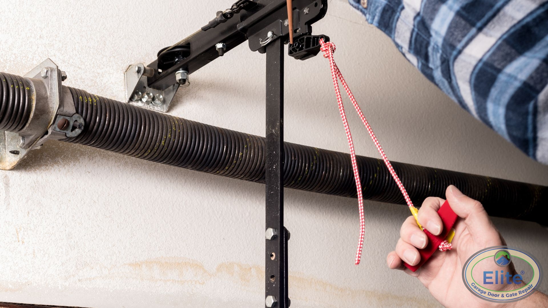 What Type of Paint Should You Use on a Garage Door? - How to Paint Your Garage Door Like a Pro