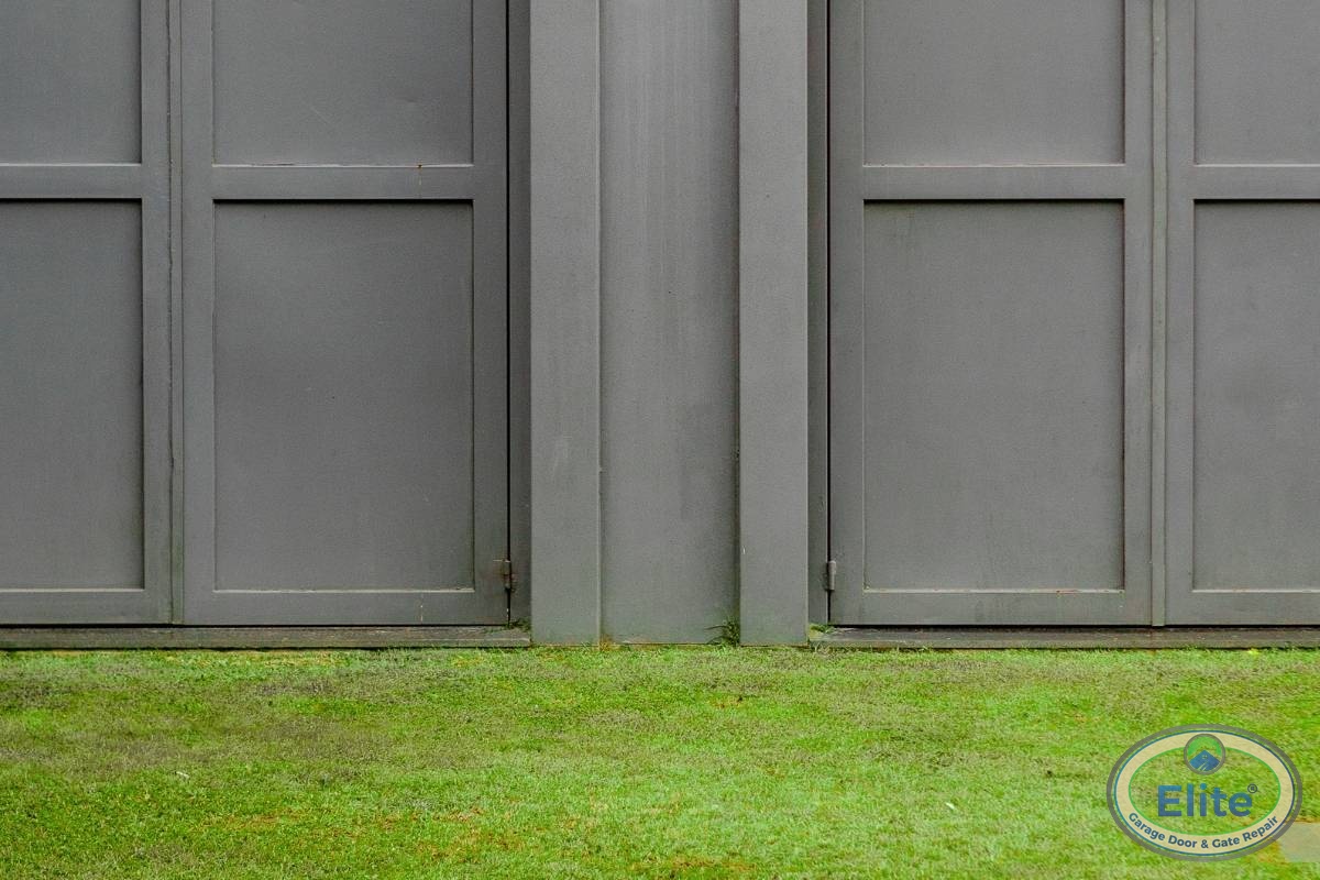 When Should You Call a Professional? - Dealing with Garage Door Condensation and Mold